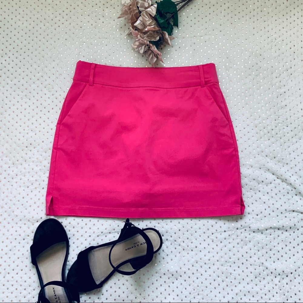 ATTYRE NEW YORK SIZE 4 SKIRT PINK
